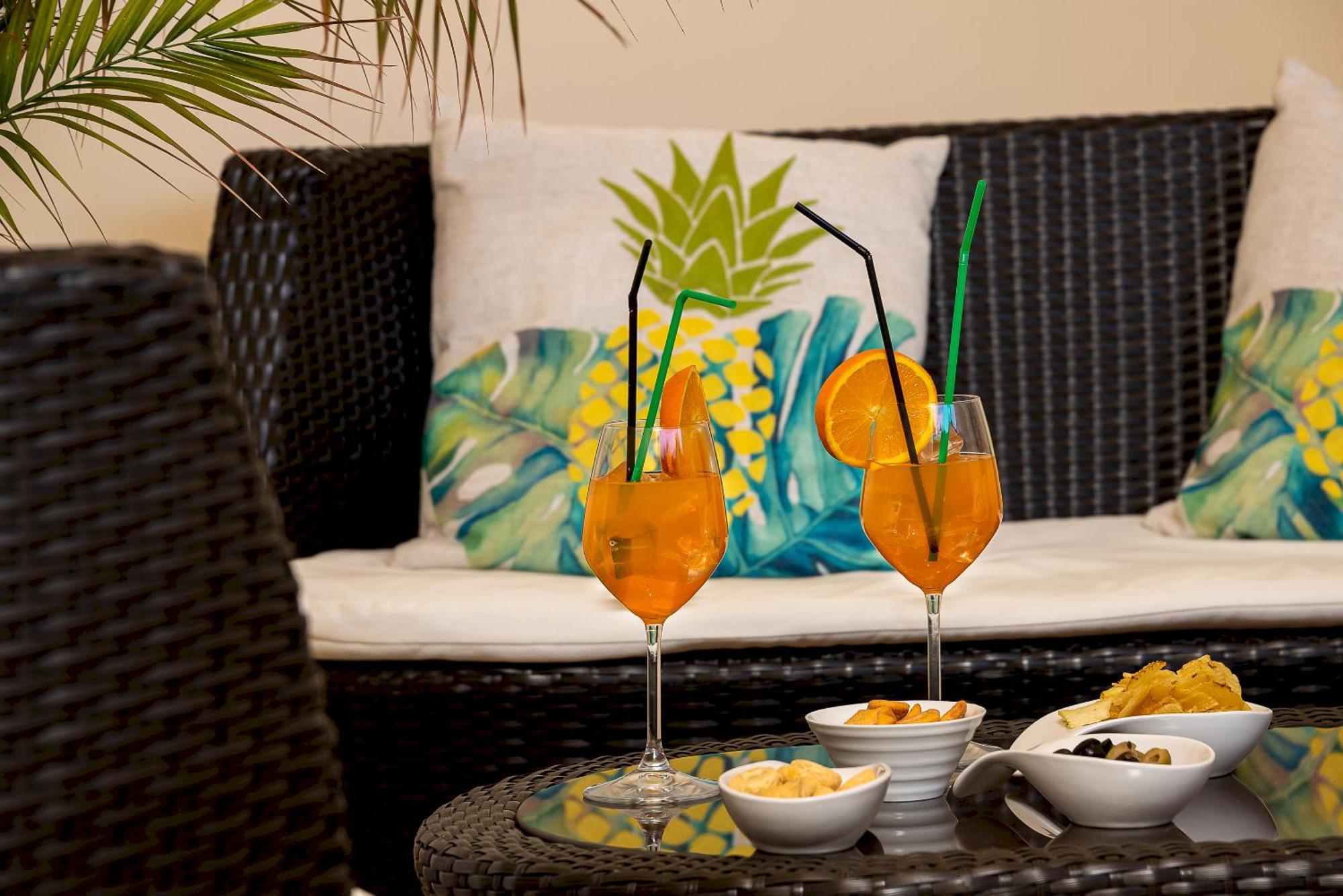 Ayres Del Mar Hotel ซานวิโต โลคาโป ภายนอก รูปภาพ
